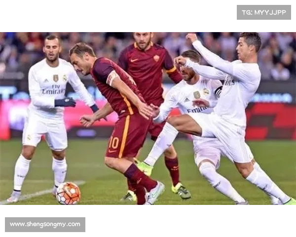 奥林匹亚科斯逆袭夺得欧协联冠军全程回顾及精彩瞬间分析