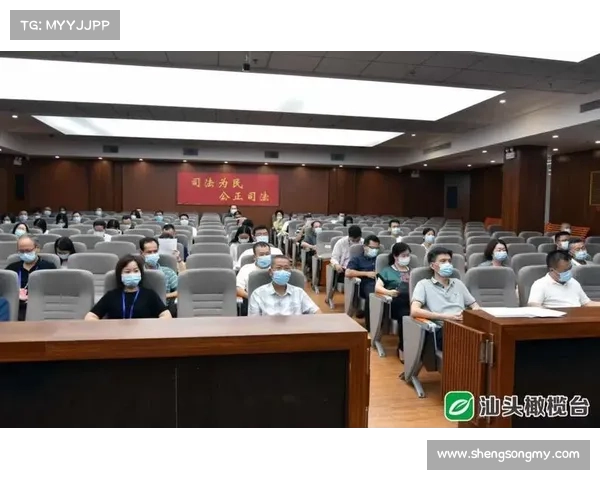 如何在会议中抓住关键内容应对辩论与迟到问题的有效技巧